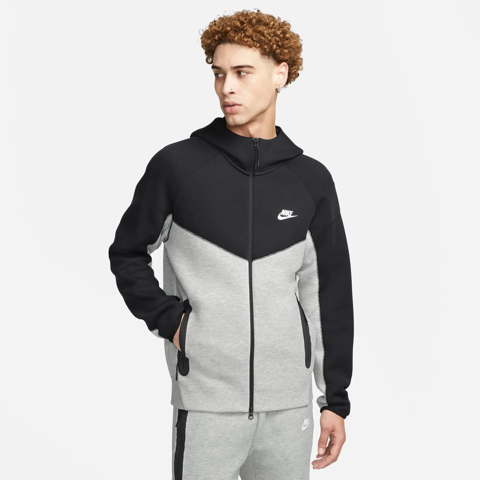 Nike Mens Tech Fleece Windrunner