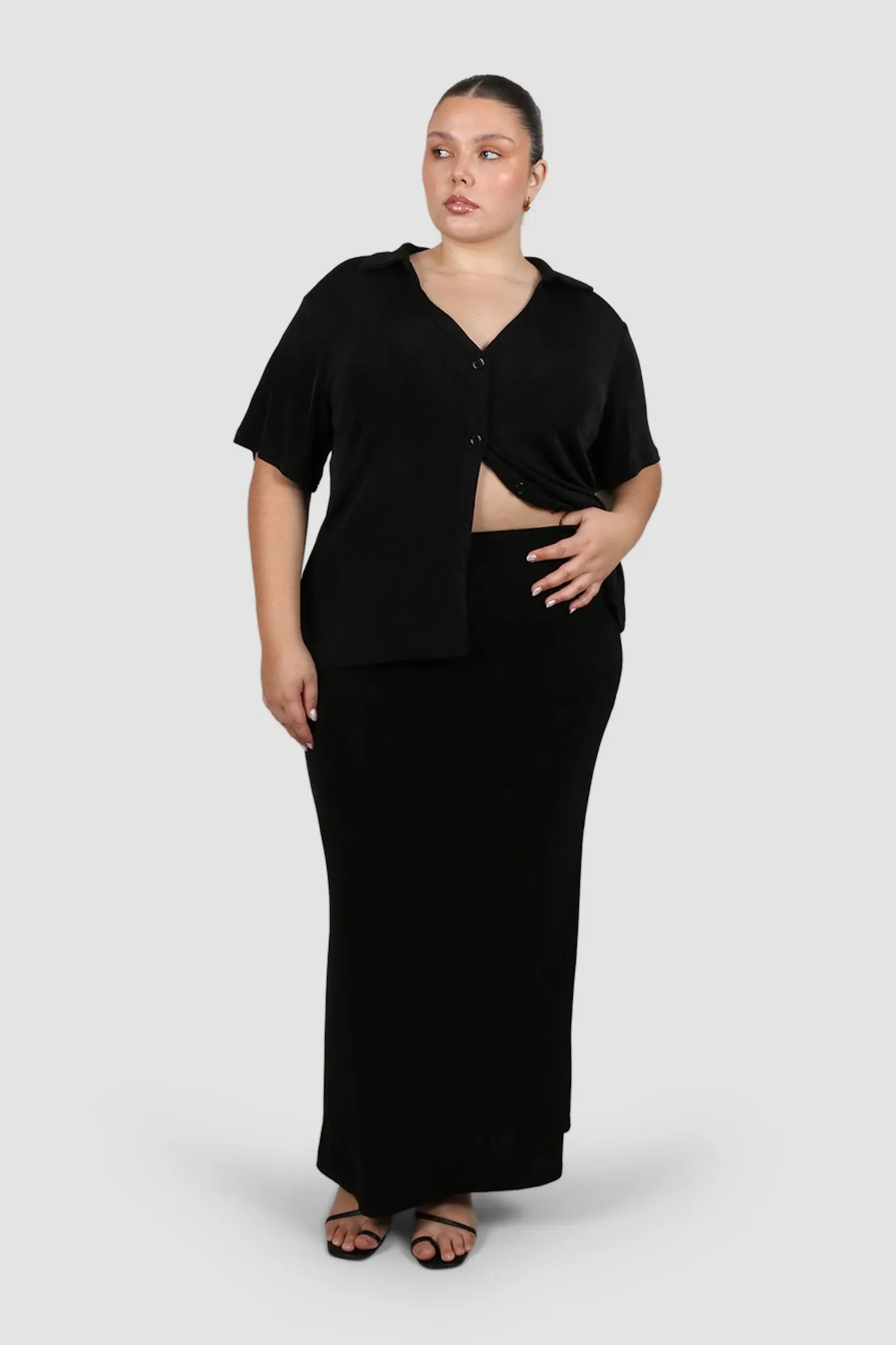 SOLA SKIRT BLACK