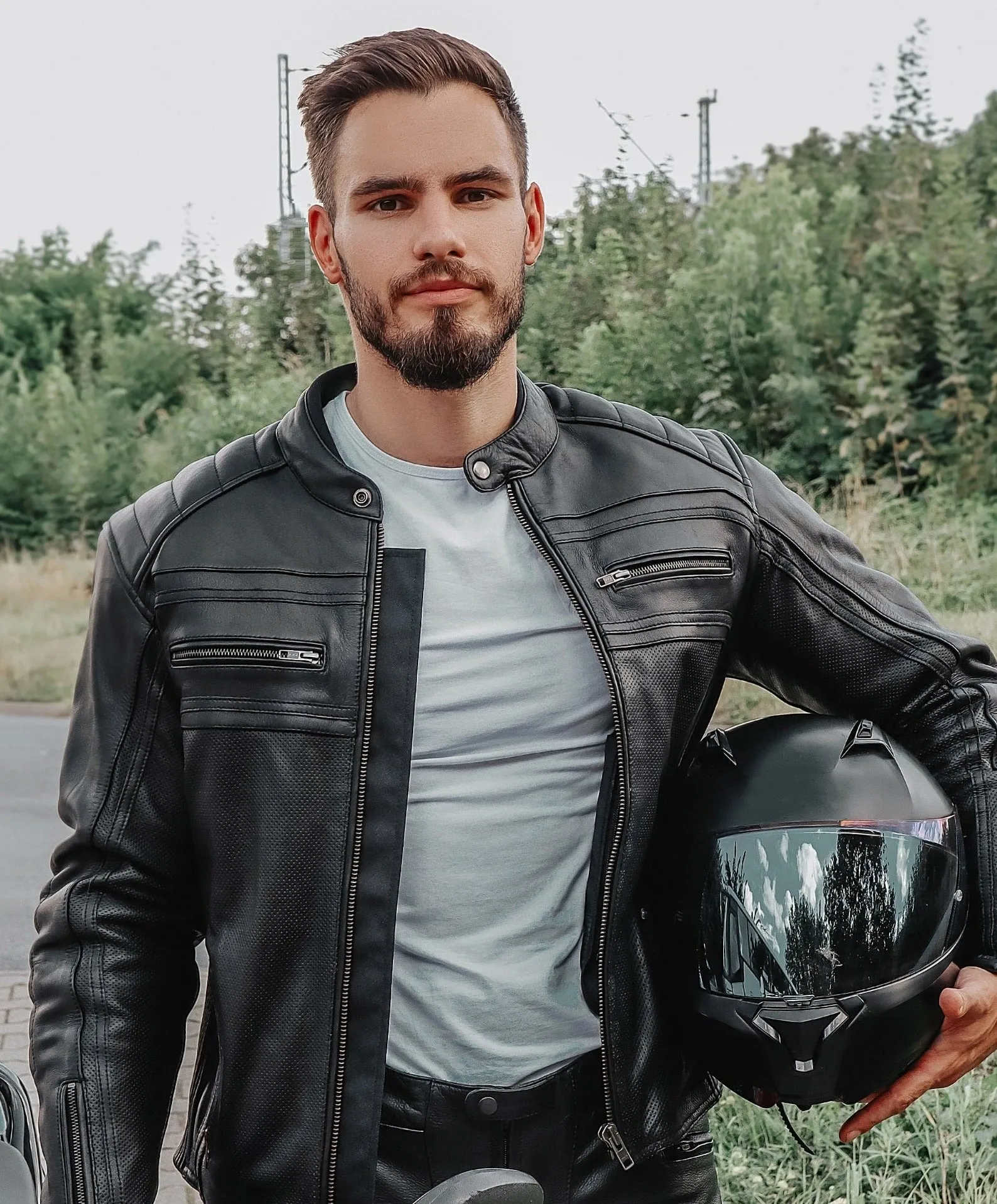 VANGUARD LUXE BLACK MOTORCYCLE LEATHER JACKET